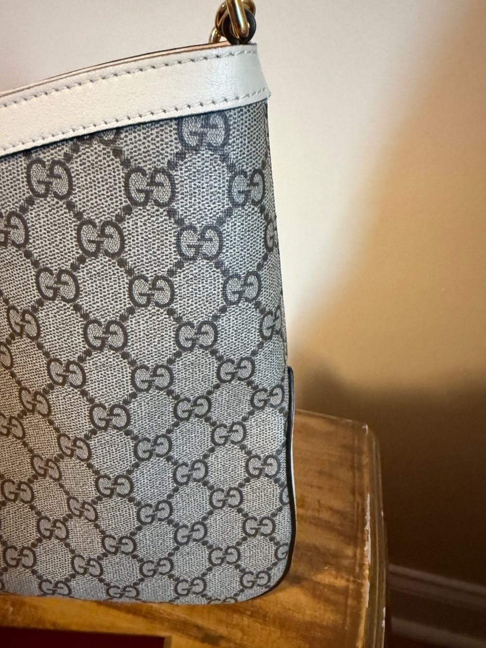 Gucci Supreme Padlock Canvas Shoulder Bag - Picture 5 of 12